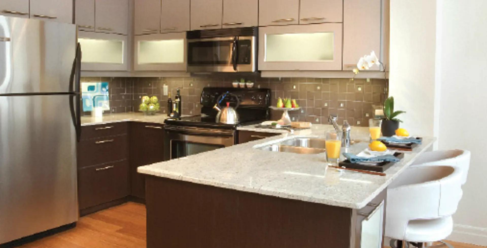 530 St Clair Ave West – image 2