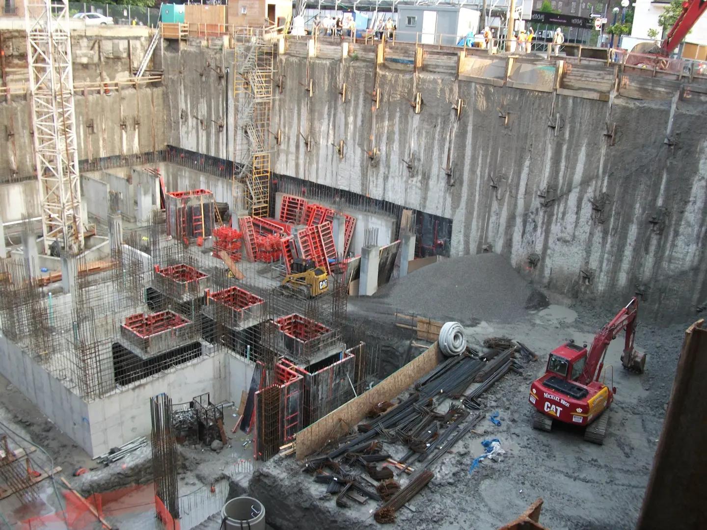 77 Charles West – image 7