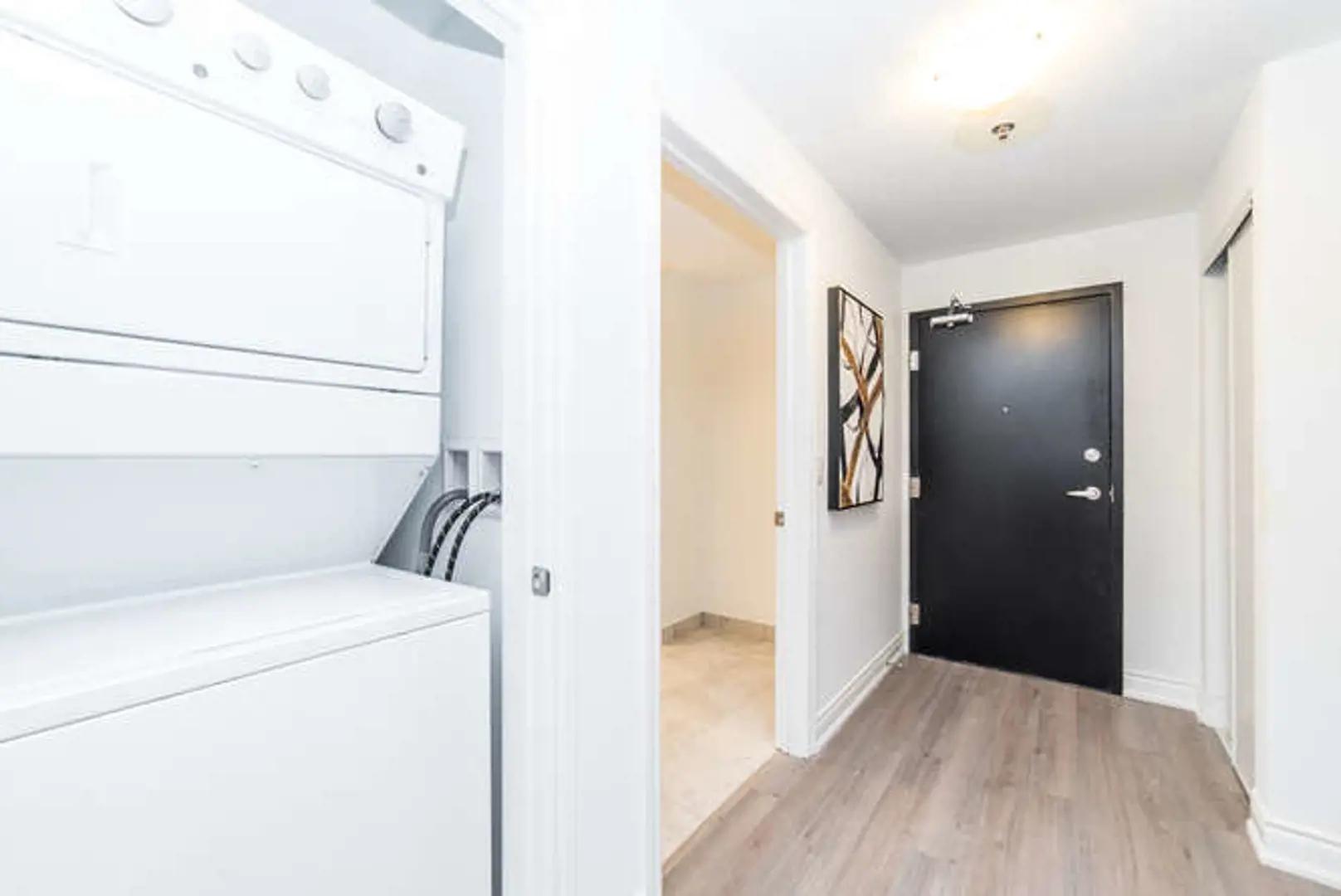 Brookhouse Gate – image 6