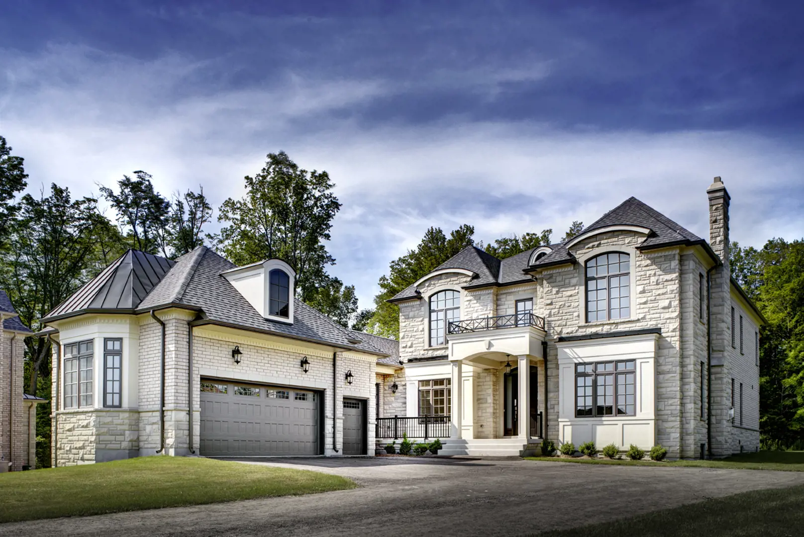 Eagle Peak Private Residences