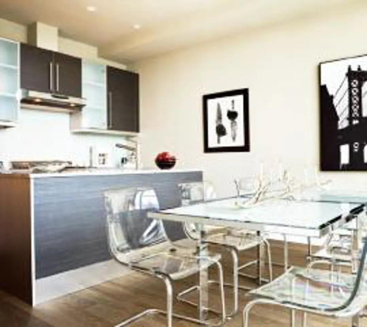 Glas Condominium – image 5