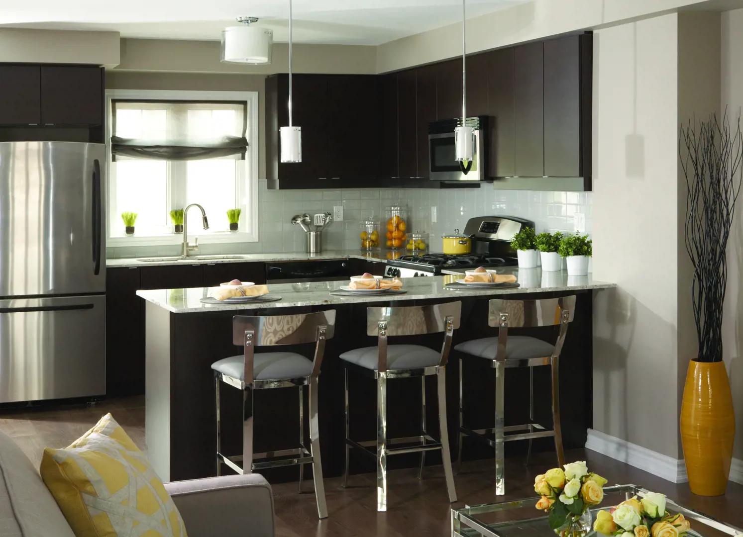 Mill Creek Village – image 5