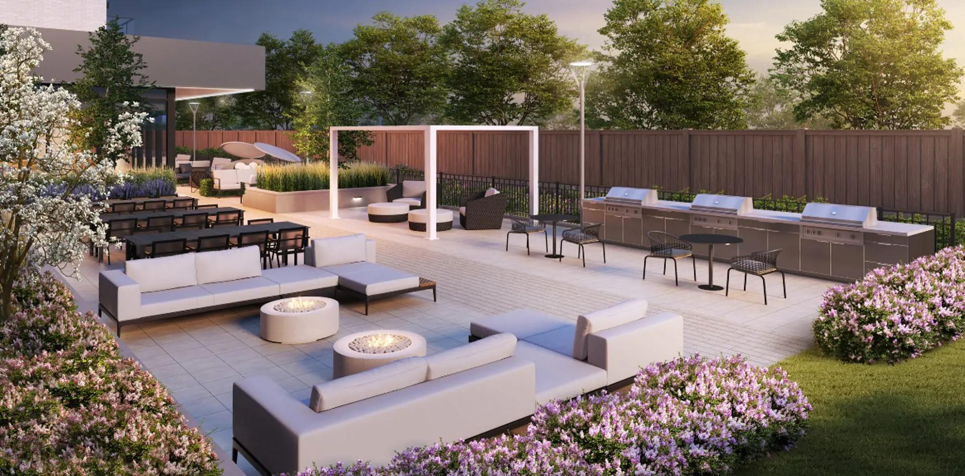 Milton Modern Art Collection – image 4