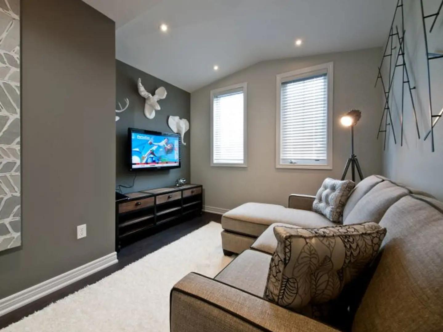 Upper Mount Pleasant – image 7