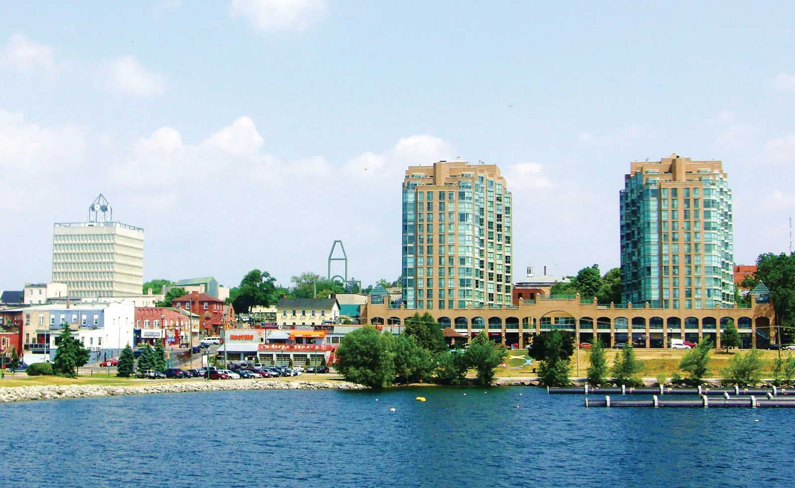 Barrie Lakeshore Condos